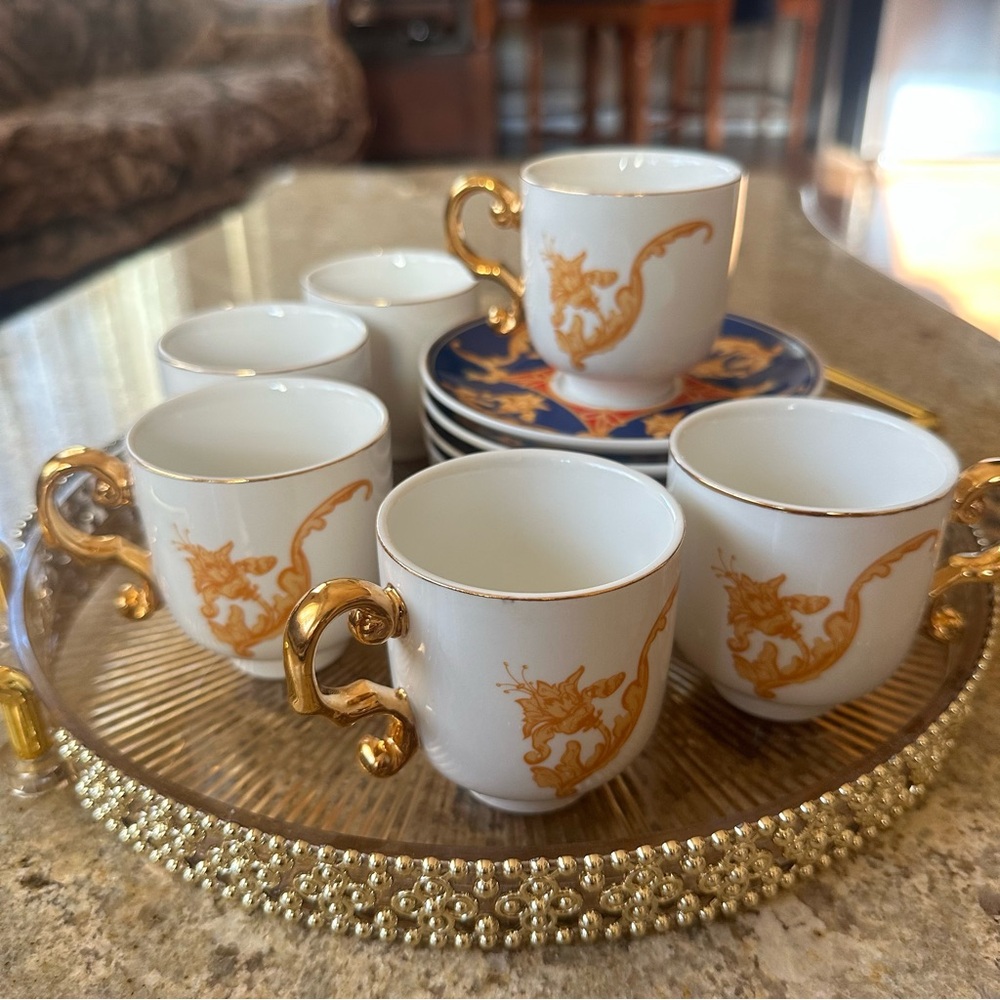 Elegant Gold and White Tea/Espresso Set